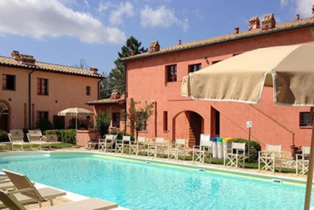 Casa Vacanze Nel Cuore Della Toscana Castagno  エクステリア 写真